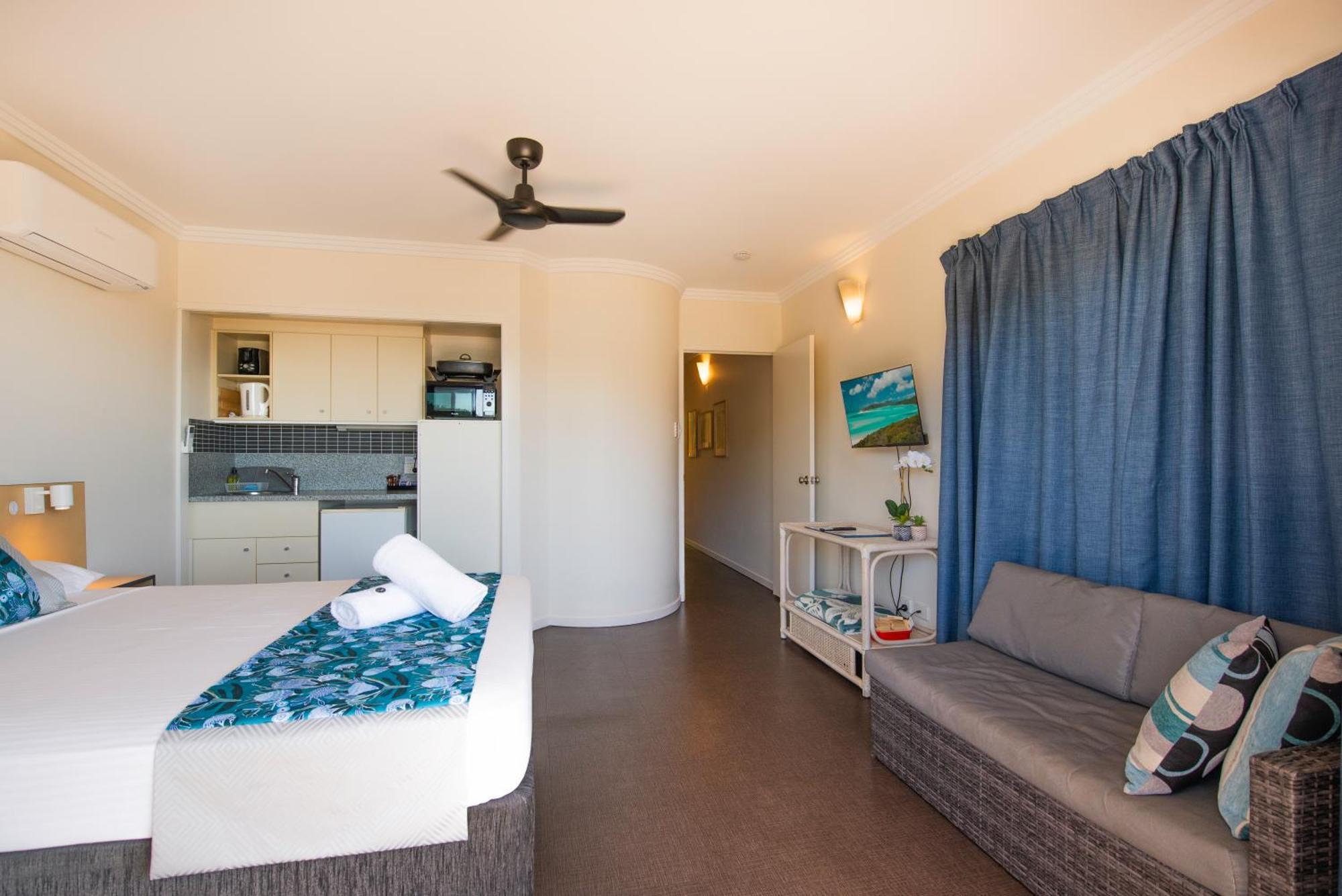 Coral Sea Vista Apartments Airlie Beach Extérieur photo