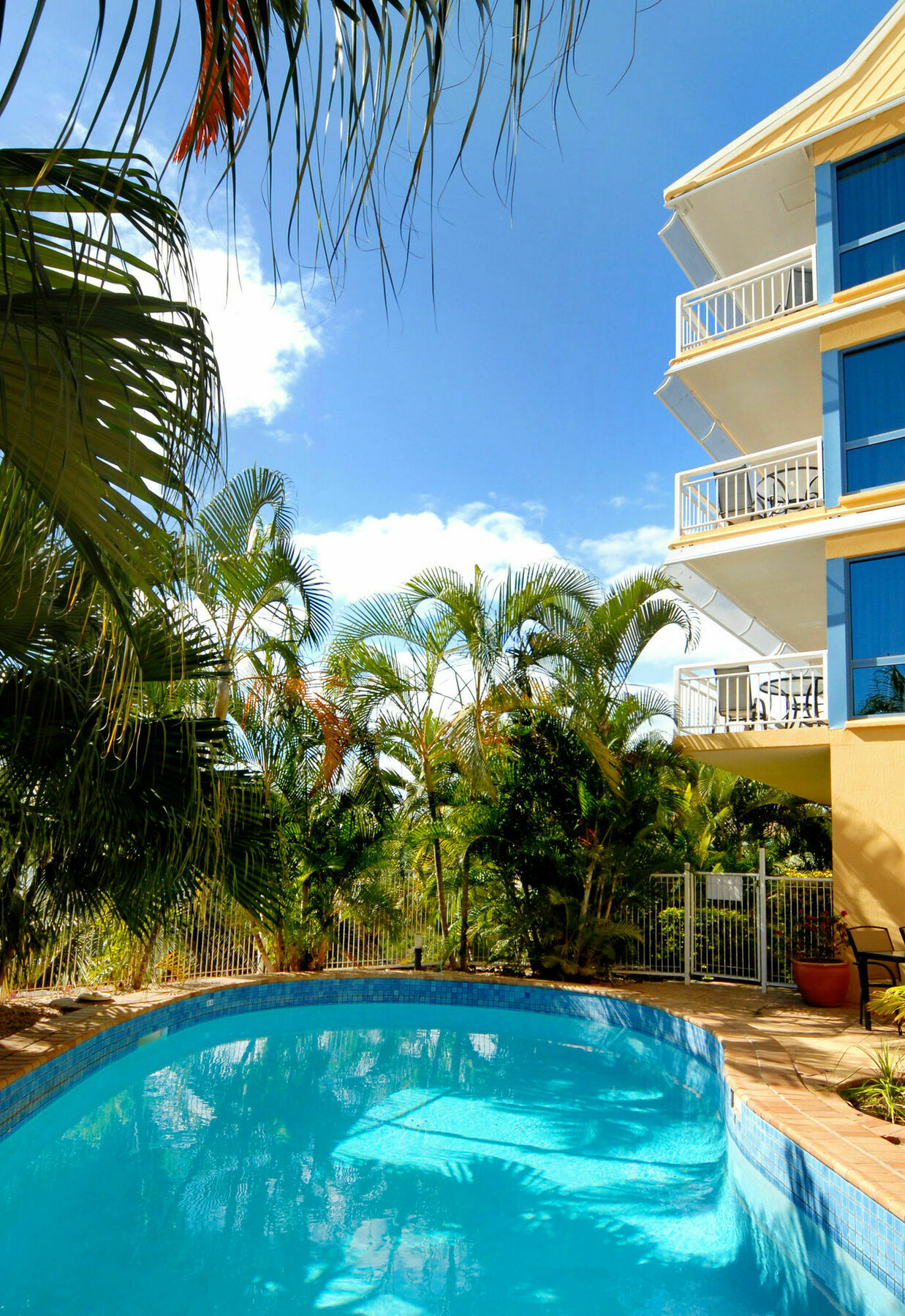 Coral Sea Vista Apartments Airlie Beach Extérieur photo